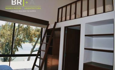 Casa en exclusivo condominio en la Peña  con acceso y vista al lago.