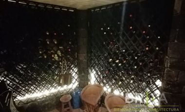 Casa rodeada de hermosas vistas y con río en el Club de Golf Avándaro