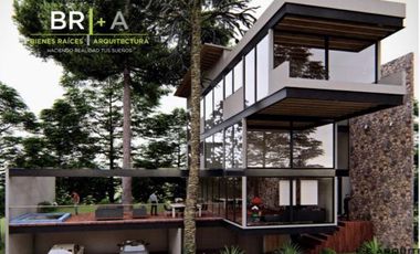Casa en venta dentro de fraccionamiento con amenidades en Avándaro