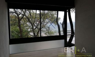¡Estrene casa de diseño vanguardista con terraza y vista al lago!