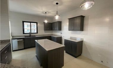 SAN CARLOS / VISTAMAR / PH LAS OLAS  / 313m2 / 3 HABITA/  LINEA BLANCA