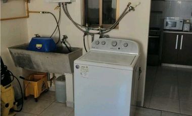 Alquiler de Casa Amoblada en Colinas de Cerro Viento. Cod- J259