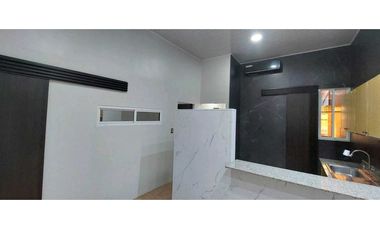 ALQUILER APARTAMENTO VIA ESPAÑA PH CARMEN CECILIA VV