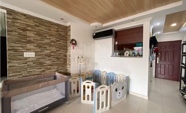 Venta de Apartamento Colón, PH Silver City.