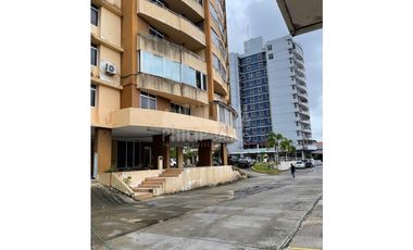 Venta de Apartamento Colón, PH Silver City.