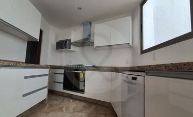 Casa en condominio en venta en Lomas Quebradas