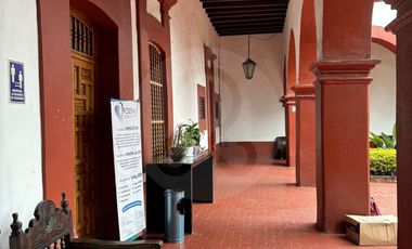 Oficina en renta en Barrio Santa Catarina