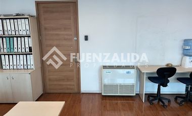 Oficina en Venta en Av. Andrés Bello con Padre Mariano