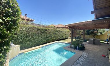 Casa en Arriendo en El carmen