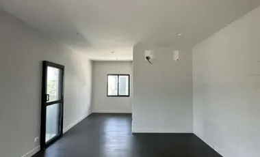 For sale 4 Bedroom Detached House in Setthasiri Wongwaen-Lamlukka in Bueng Kham Phroi, Lam Luk Ka, Pathum Thani