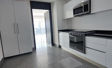 Increíble departamento a la Renta en Bosque Real Towers (V)