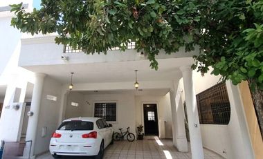 Casa en venta en Bosques del Poniente, 4to Sector, Santa Catarina
