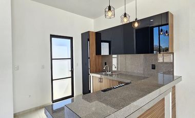 CASA EN VENTA EN COMALA, 2 RECÁMARAS, 2 BAÑOS COMPLETOS.