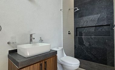 CASA EN VENTA EN COMALA, 2 RECÁMARAS, 2 BAÑOS COMPLETOS.