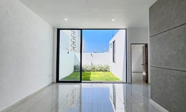 CASA EN VENTA EN COMALA, 2 RECÁMARAS, 2 BAÑOS COMPLETOS.