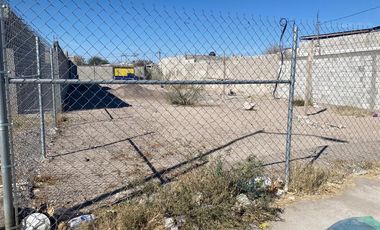 TERRENO EN RENTA SOBRE AV. UNIVERSIDAD EN TORREÓN, COAH. CERCA DEL TEC. MILENIO