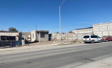 TERRENO EN RENTA SOBRE AV. UNIVERSIDAD EN TORREÓN, COAH. CERCA DEL TEC. MILENIO