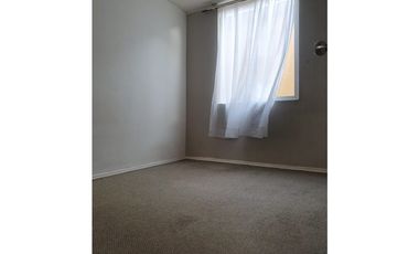 Venta depto 3D1B con estacionamiento en condominio Los Andes