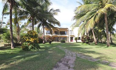 Exclusiva Residencia en Playa Azul, Michoacán – Un Paraíso Frente al Mar