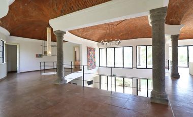 Exclusiva Residencia en Playa Azul, Michoacán – Un Paraíso Frente al Mar