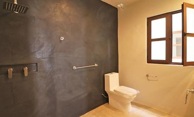 CASA EN VENTA EN PÁTZCUARO, ZONA CENTRO.