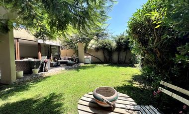 Casa en Venta en Los Libertadores con lo Pinto