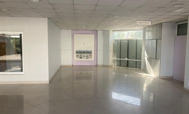 Local Comercial en Arriendo en Dardignac con Bombero Nuñez