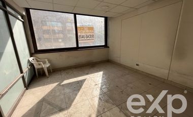 Oficina en Arriendo en Huerfanos