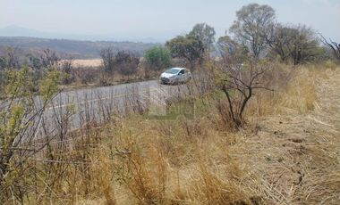VENTA Y/O RENTA DE TERRENO PARA USO INDUSTRIAL O COMERCIAL A PIE DE CARRETERA