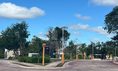 TERRENO EN VENTA EN RESIDENCIAL LAGOS DEL SOL EN CANCUN