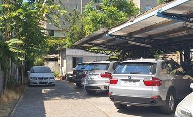 Local Comercial en Venta en Frente al Patio Bellavista, una cuadra de Pio Nono/ Escuela de Derecho Universidad de Chile