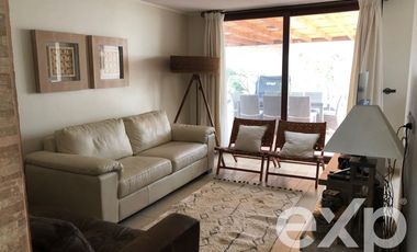 Casa en Arriendo en Costa Laguna