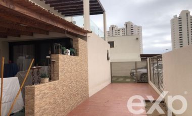 Casa en Arriendo en Costa Laguna