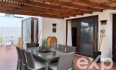 Casa en Arriendo en Costa Laguna