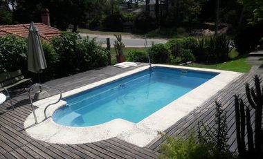 Casa Con Piscina Para 8 Personas - Pinamar Golf
