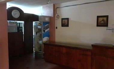LOCAL COMERCIAL DE 220M2 EN PLENO CENTRO DE PINAMAR