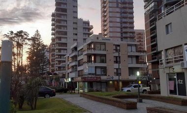 LOCAL COMERCIAL DE 220M2 EN PLENO CENTRO DE PINAMAR
