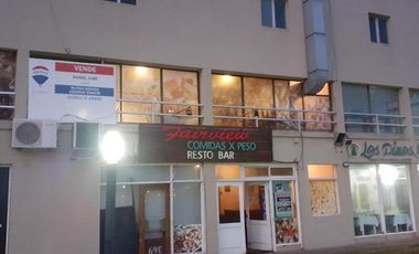 LOCAL COMERCIAL DE 220M2 EN PLENO CENTRO DE PINAMAR