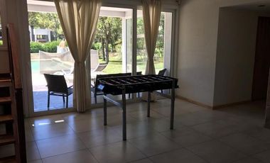 CASA DE 4 DORMITORIOS C/ PISCINA LA HERRADURA