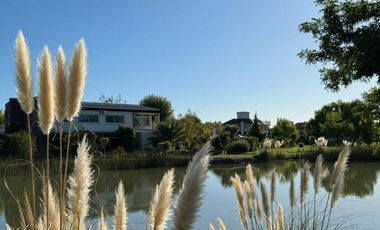 Casa en Planta Baja en Comahue Golf