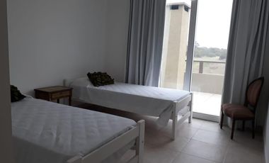 CASA 5 DOMITORIOS 4 BAÑOS COSTA ESMERALDA