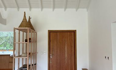 INGENIERO MASCHWITZ-  MODERNA CASA  c/ DISEÑO - A ESTRENAR- UNICO ENTORNO A ORILLAS DEL ARROYO