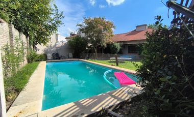 Casa en  VENTA - CASA - VENTA MERLO