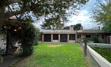 Casa en  VENTA - CASA - VENTA MERLO