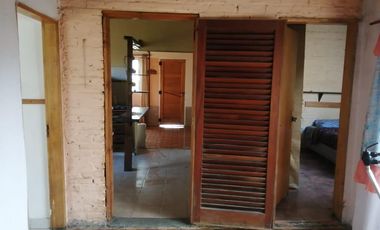 Casa en venta - 3 dormitorios  2 baños - 800mts2 - Lisandro Olmos Etcheverry