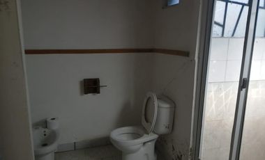 Casa en venta - 3 dormitorios  2 baños - 800mts2 - Lisandro Olmos Etcheverry