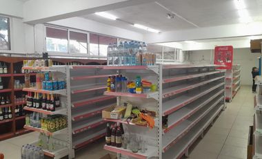 LOCAL EN VENTA SOBRE AVENIDA INTERMEDANOS ESQUINA CORVINA