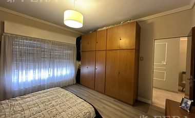Venta de Casa 3 ambientes con cochera en Villa Dominico