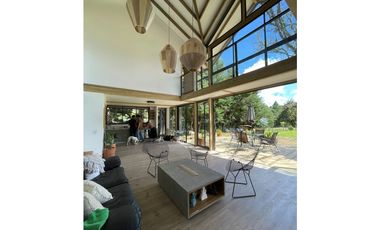 Arriendo Casa campestre en Santa Elena  vereda el plan