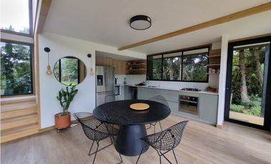 Arriendo Casa campestre en Santa Elena  vereda el plan